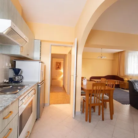 Partközeli Apartman Apartman